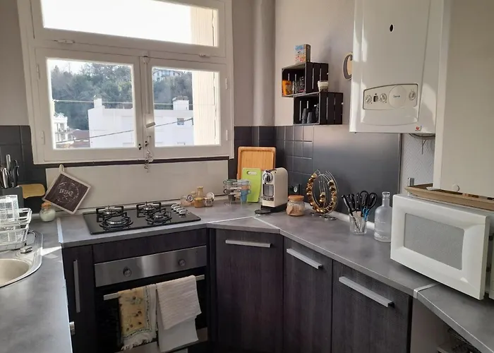 דירה - T3 Pres Du Centre, Et Parc Mauresque, Balcon Et Equipements Complets - Fr-1-319-458 *