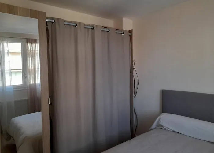 - T3 Pres Du Centre, Et Parc Mauresque, Balcon Et Equipements Complets - Fr-1-319-458 * ארסשון