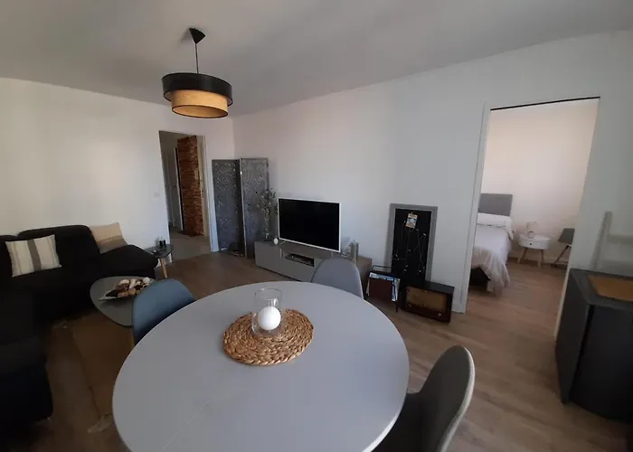 - T3 Pres Du Centre, Et Parc Mauresque, Balcon Et Equipements Complets - Fr-1-319-458 アパート